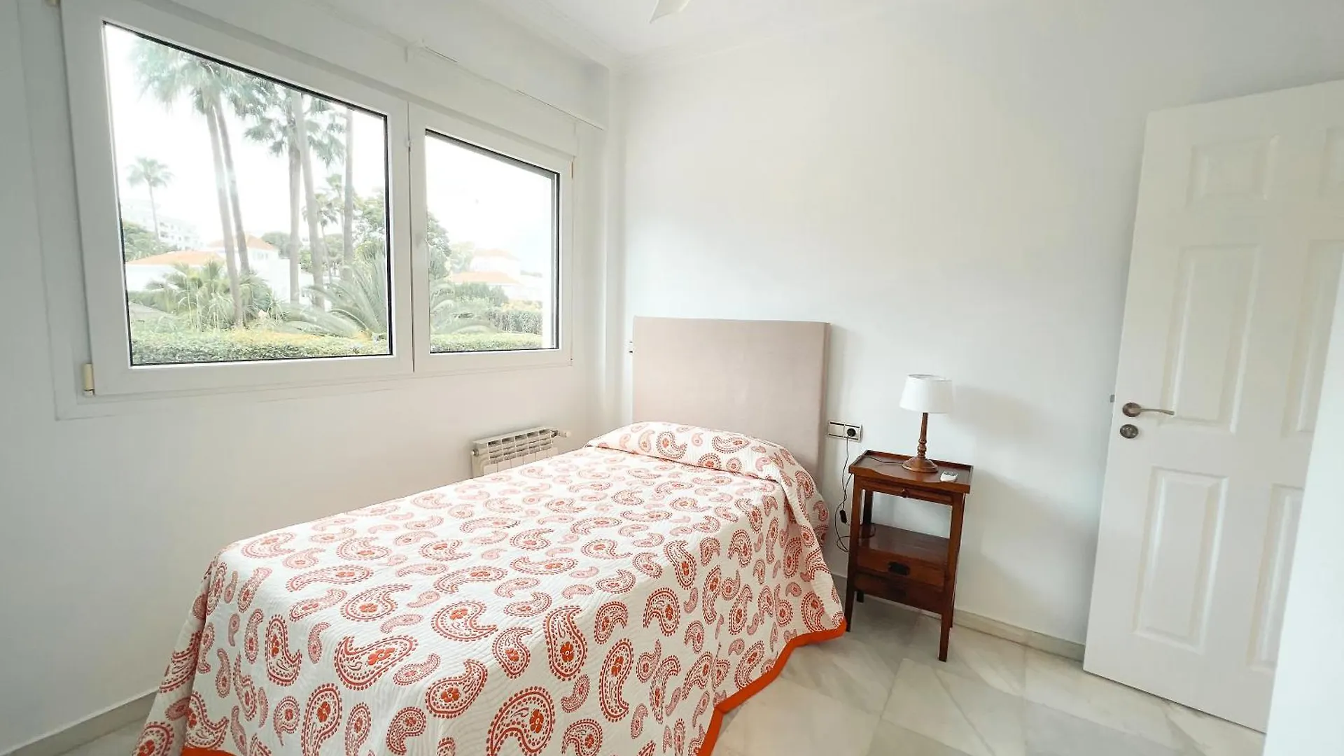 Gran Villa Con Piscina Cerca De Puerto Banus Marbella