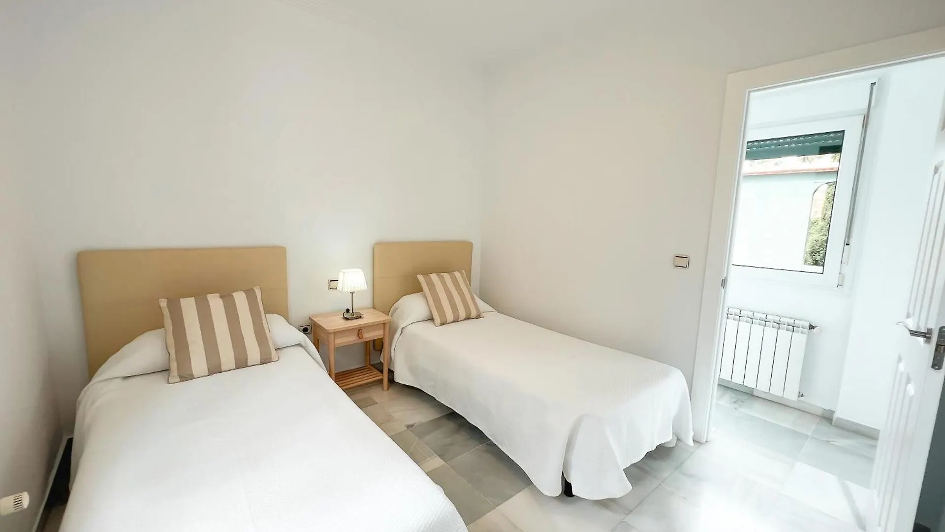 Gran Villa Con Piscina Cerca De Puerto Banus Marbella